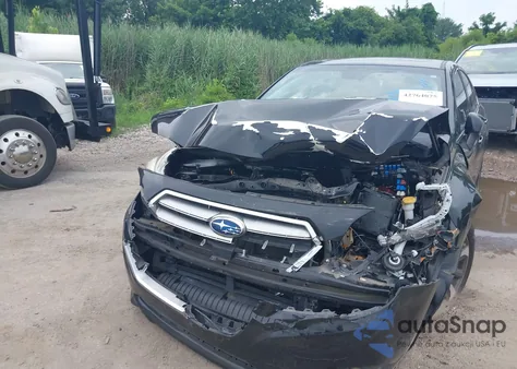 2015 Subaru Legacy 2.5I Limited из США, поврежденный, VIN 4S3BNAN69F3017657